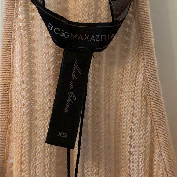 ✨NWT✨ BCBG MaxAzria pink and white knit tank top - Picture 2 of 4